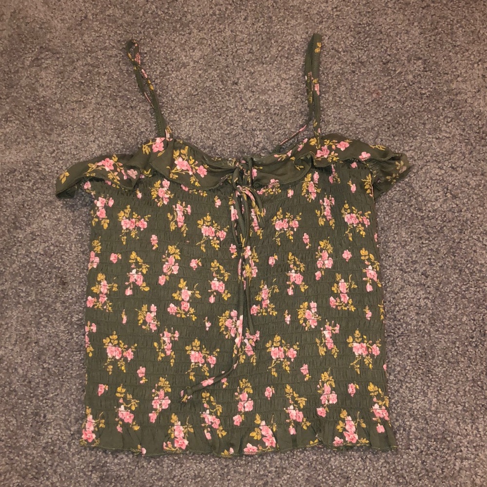spaghetti strap crop top.